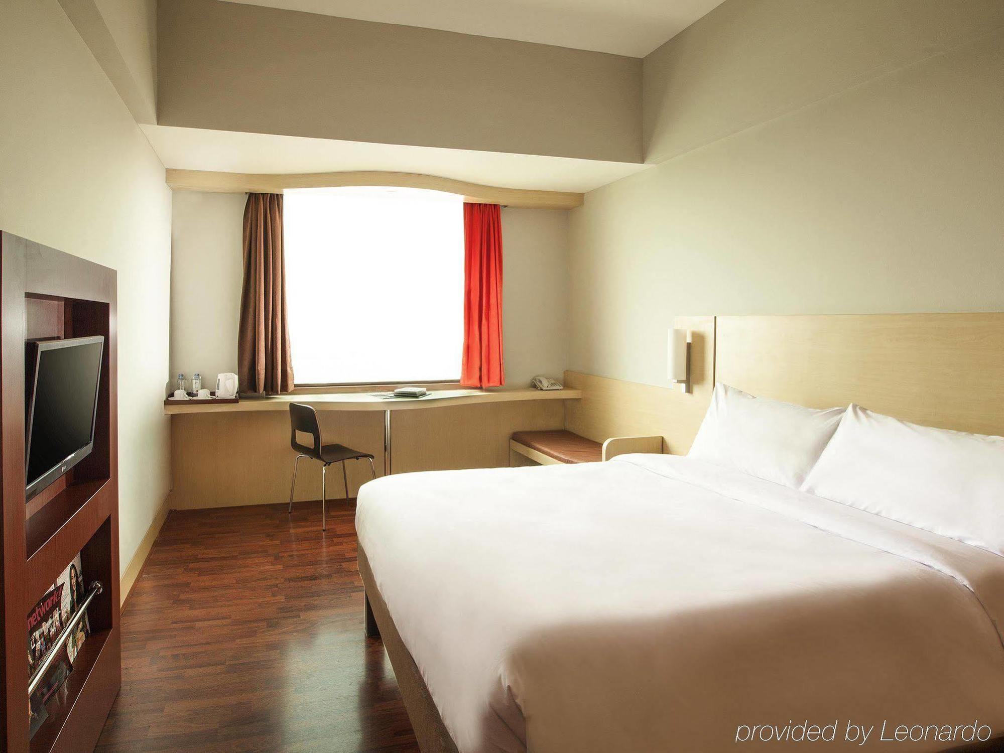 Ibis Mangga Dua Hotel Jakarta Kültér fotó