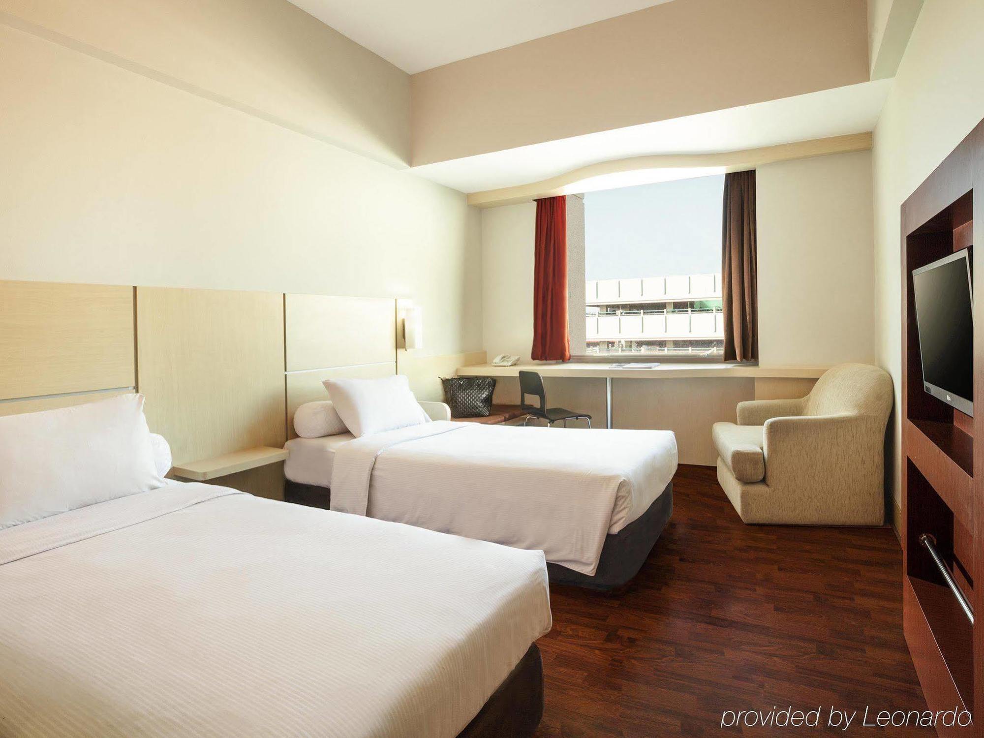 Ibis Mangga Dua Hotel Jakarta Kültér fotó