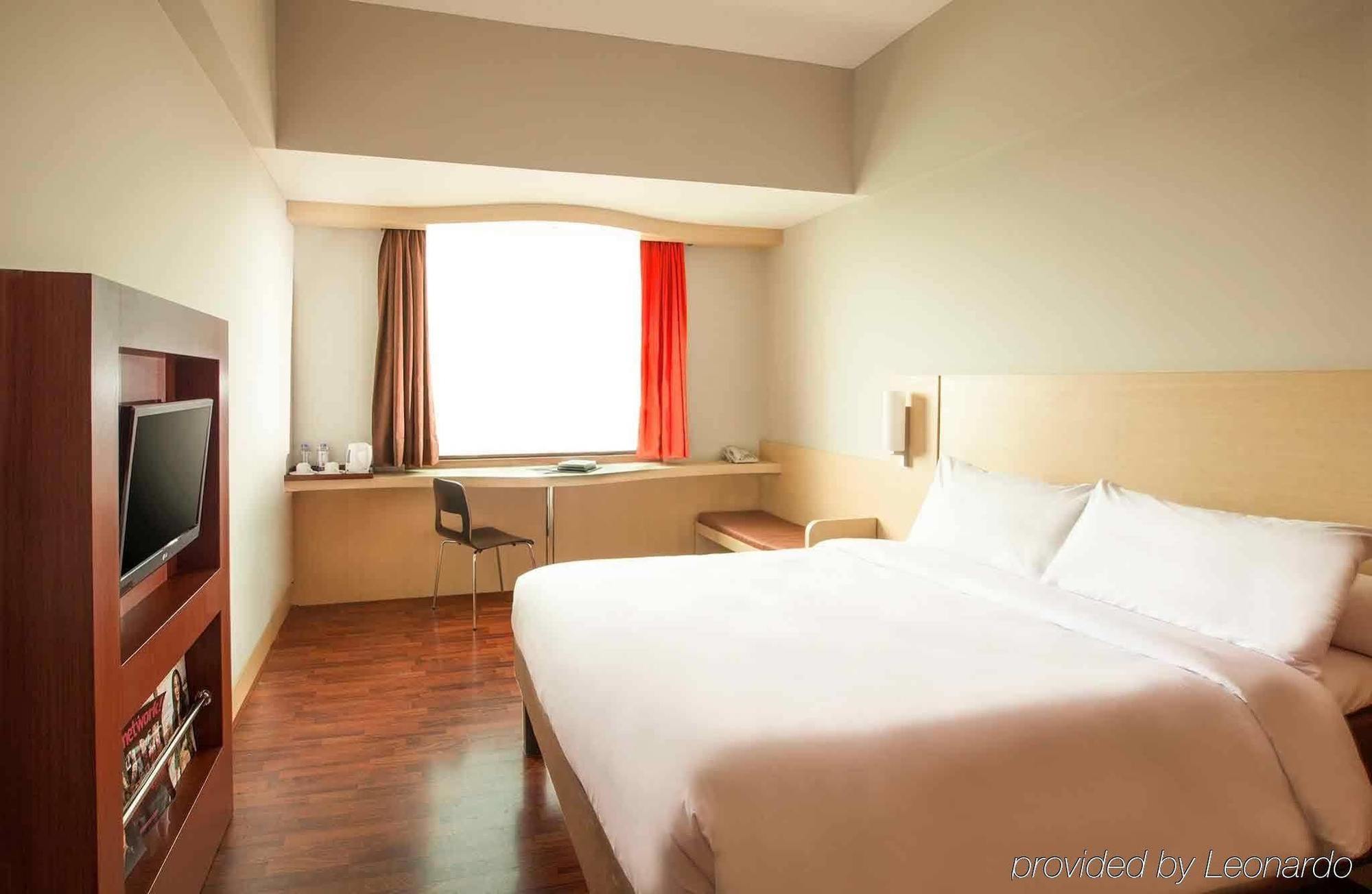 Ibis Mangga Dua Hotel Jakarta Kültér fotó